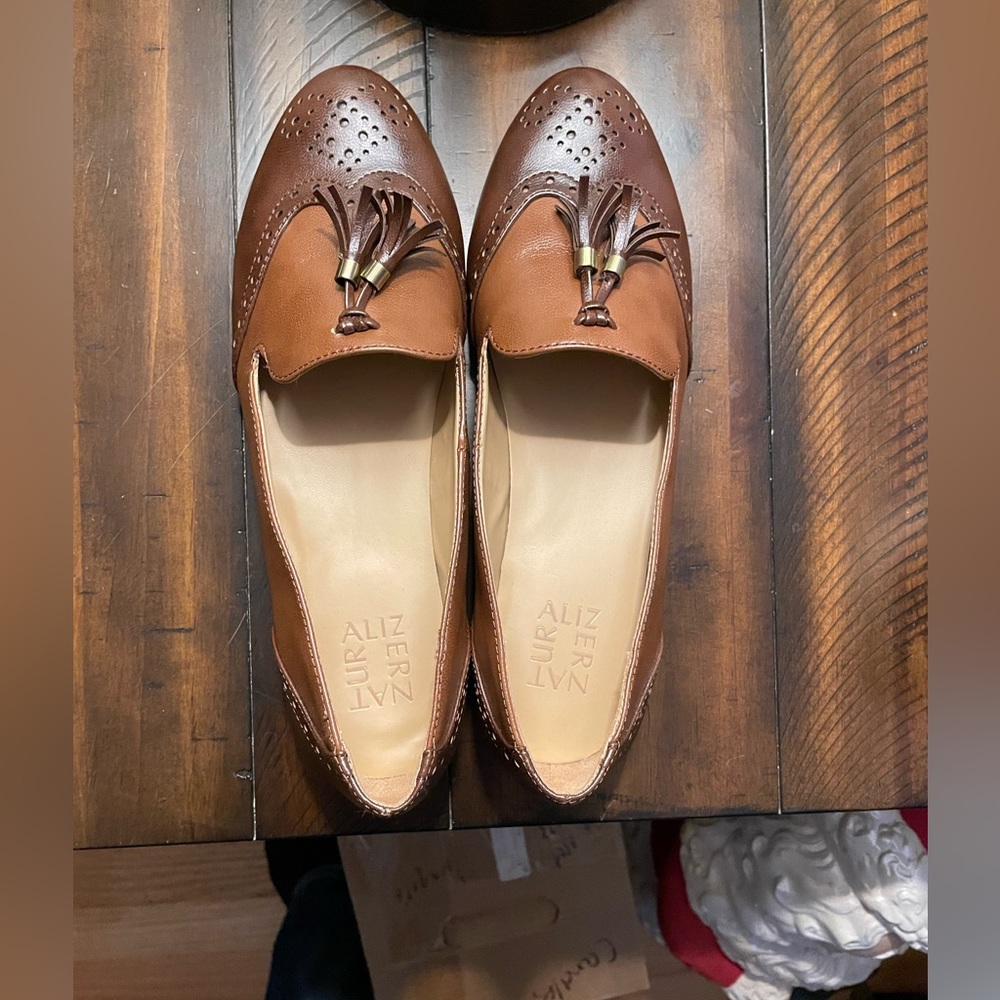 NWOT Naturalizer Women’s Loafers Tassels Brown Size 8